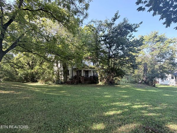211 S Patty Rd, Knoxville, TN 37924