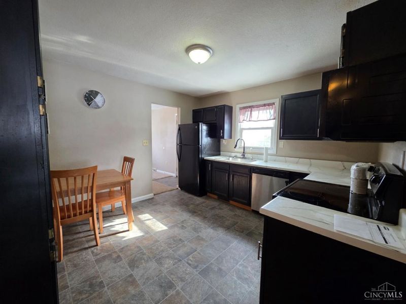 408 Pierson Road, Trenton, OH 45067 Photo 3