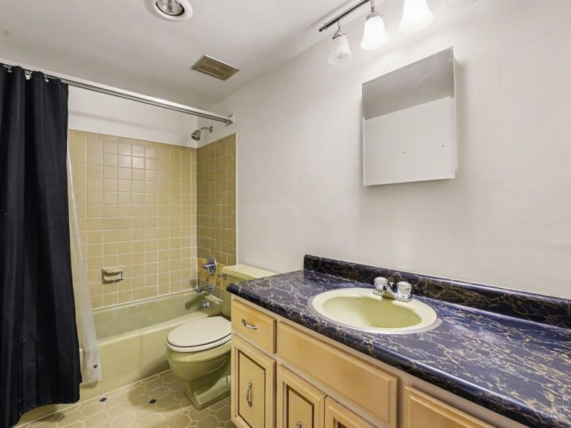 6099 Lagrange Lane, Green Township, OH 45239 Photo 18