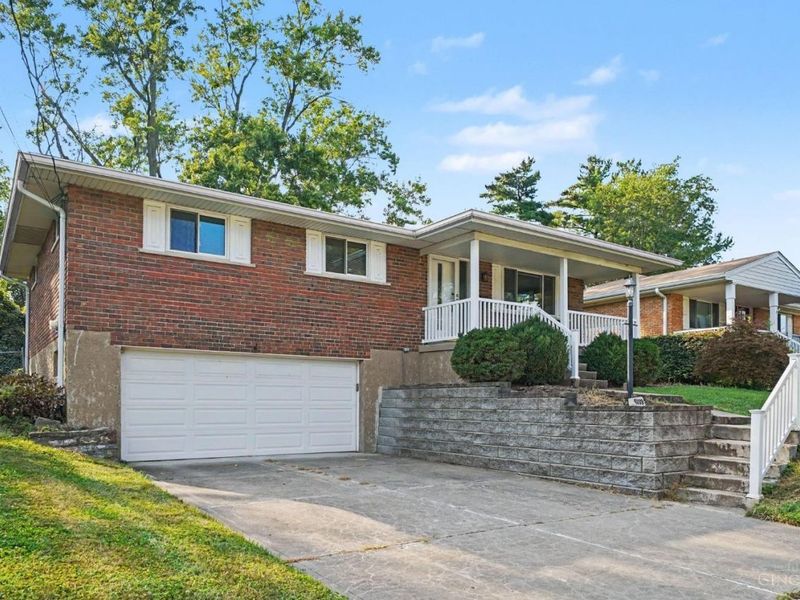 6099 Lagrange Lane, Green Township, OH 45239 Photo 3