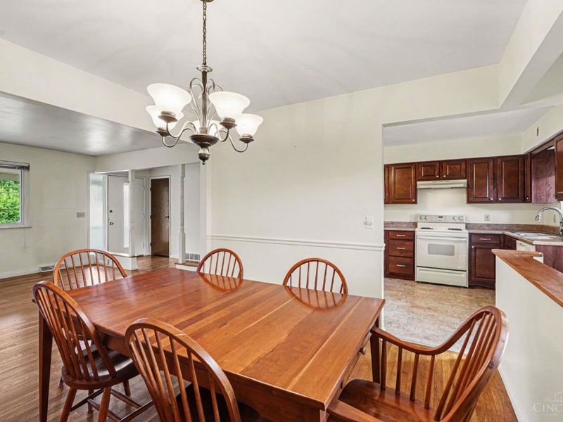 6099 Lagrange Lane, Green Township, OH 45239 Photo 9