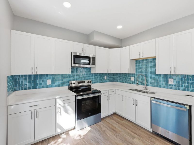 506 Melrose Avenue, Columbus, OH 43202 Photo 12