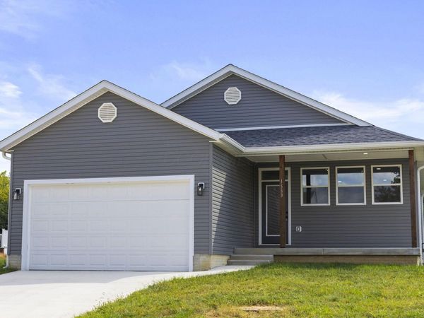 1563 Metcalfe Avenue, Obetz, OH 43207