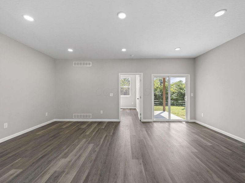 1563 Metcalfe Avenue, Obetz, OH 43207 Photo 20