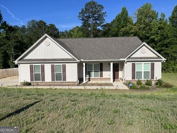 378 Riley Circle NW, Milledgeville, GA 31061