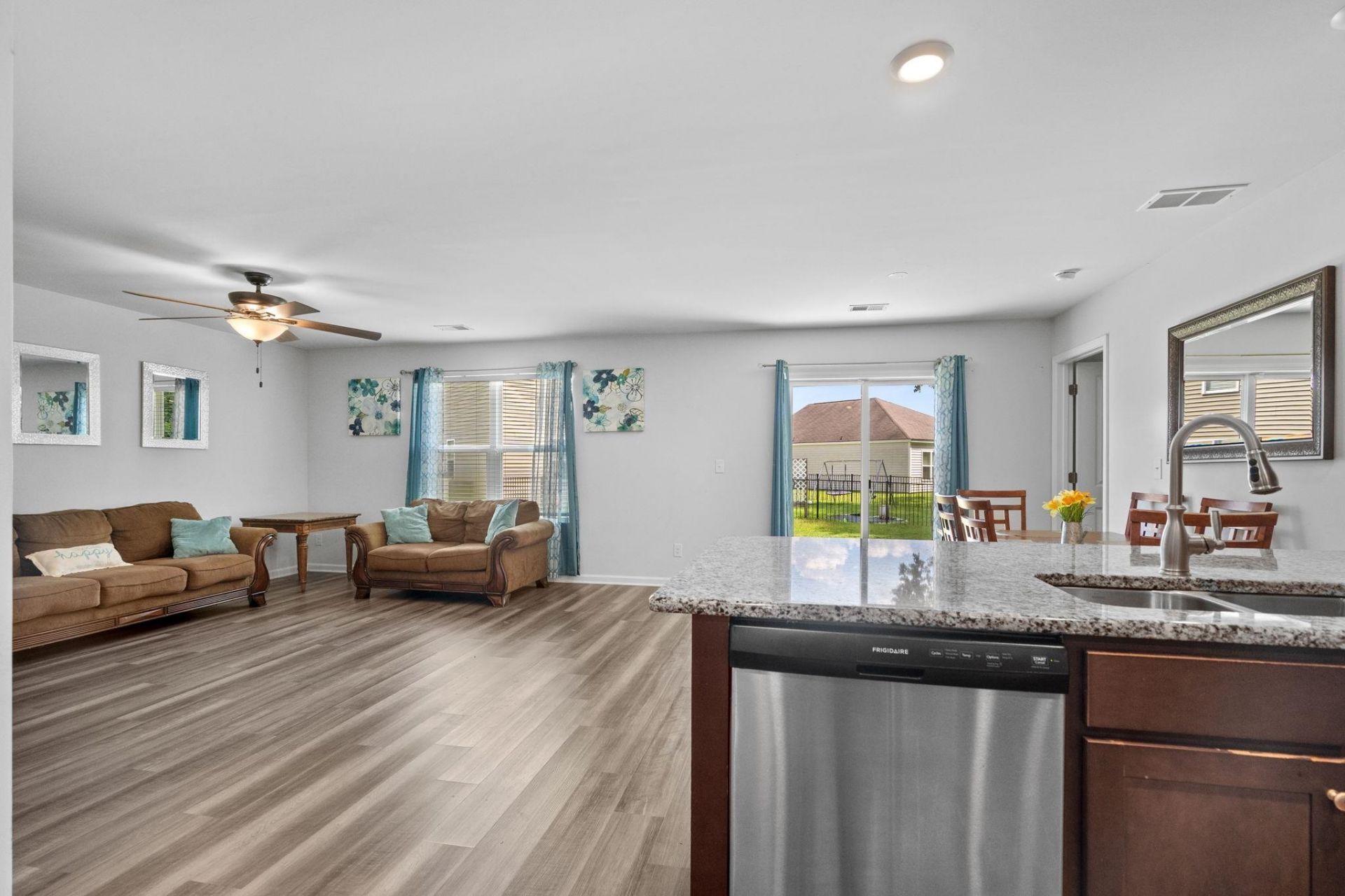 1222 Donald St.  Photo 12
