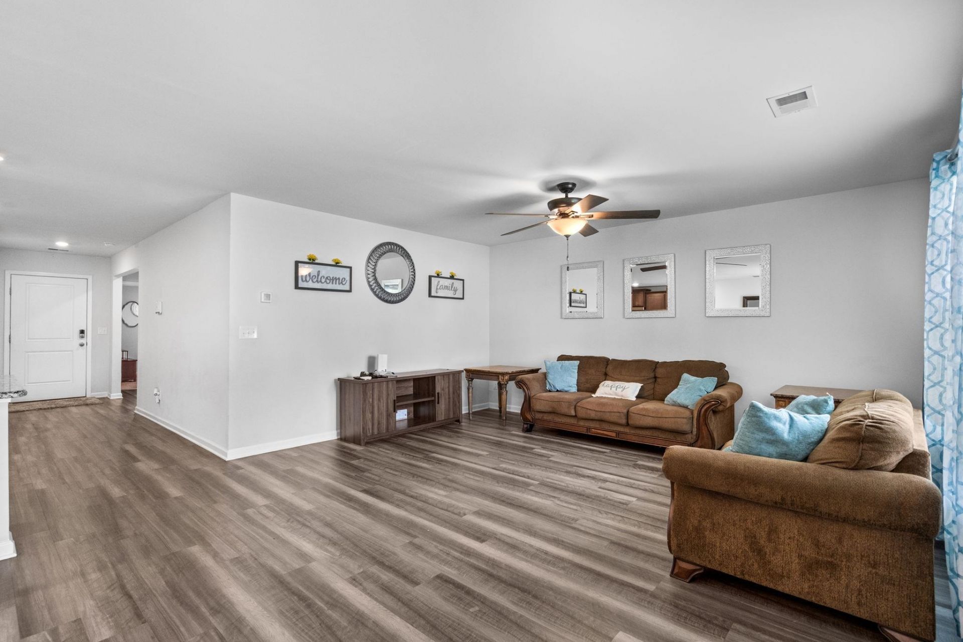 1222 Donald St.  Photo 6