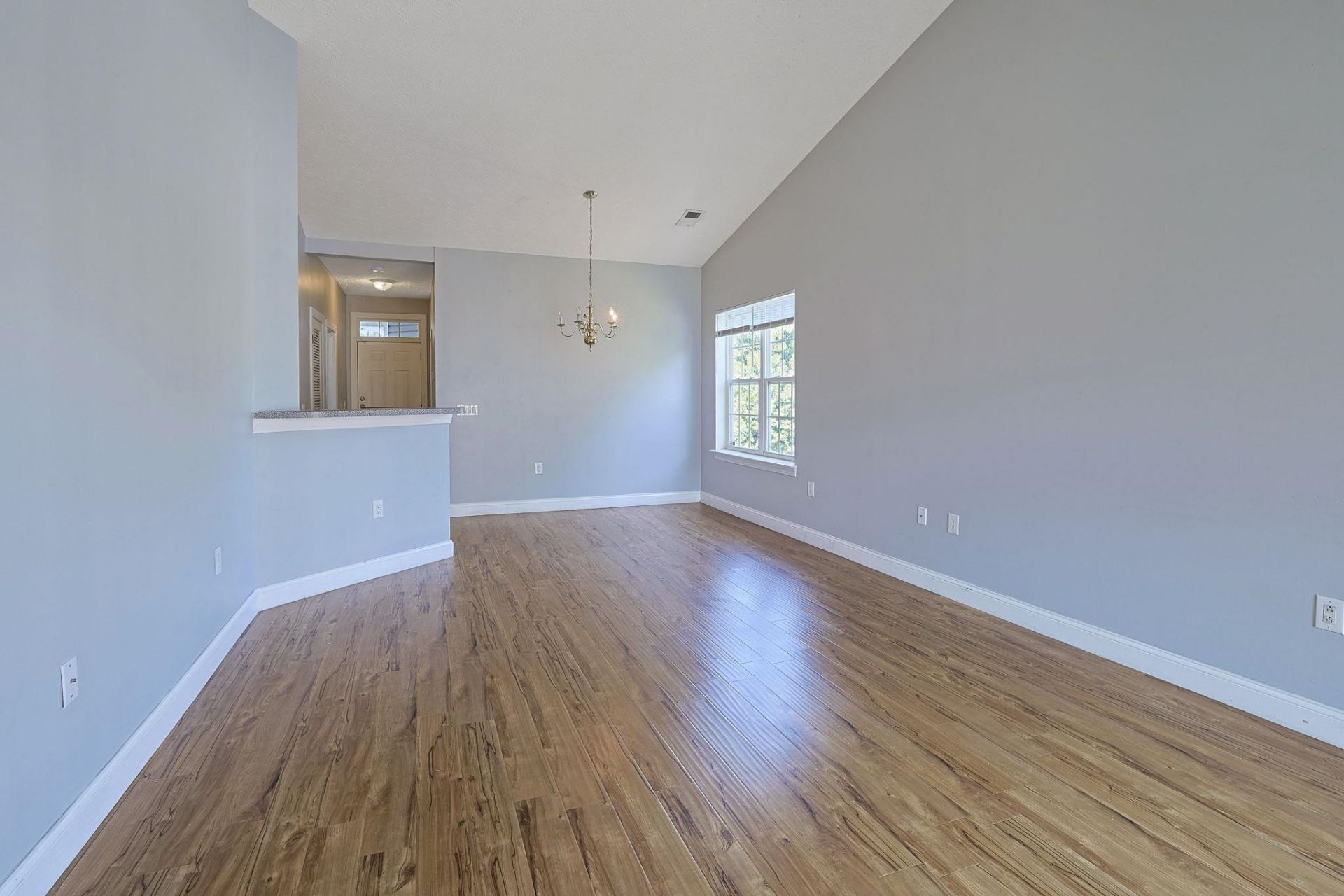 1141 Peace Pipe Pl. Photo 5