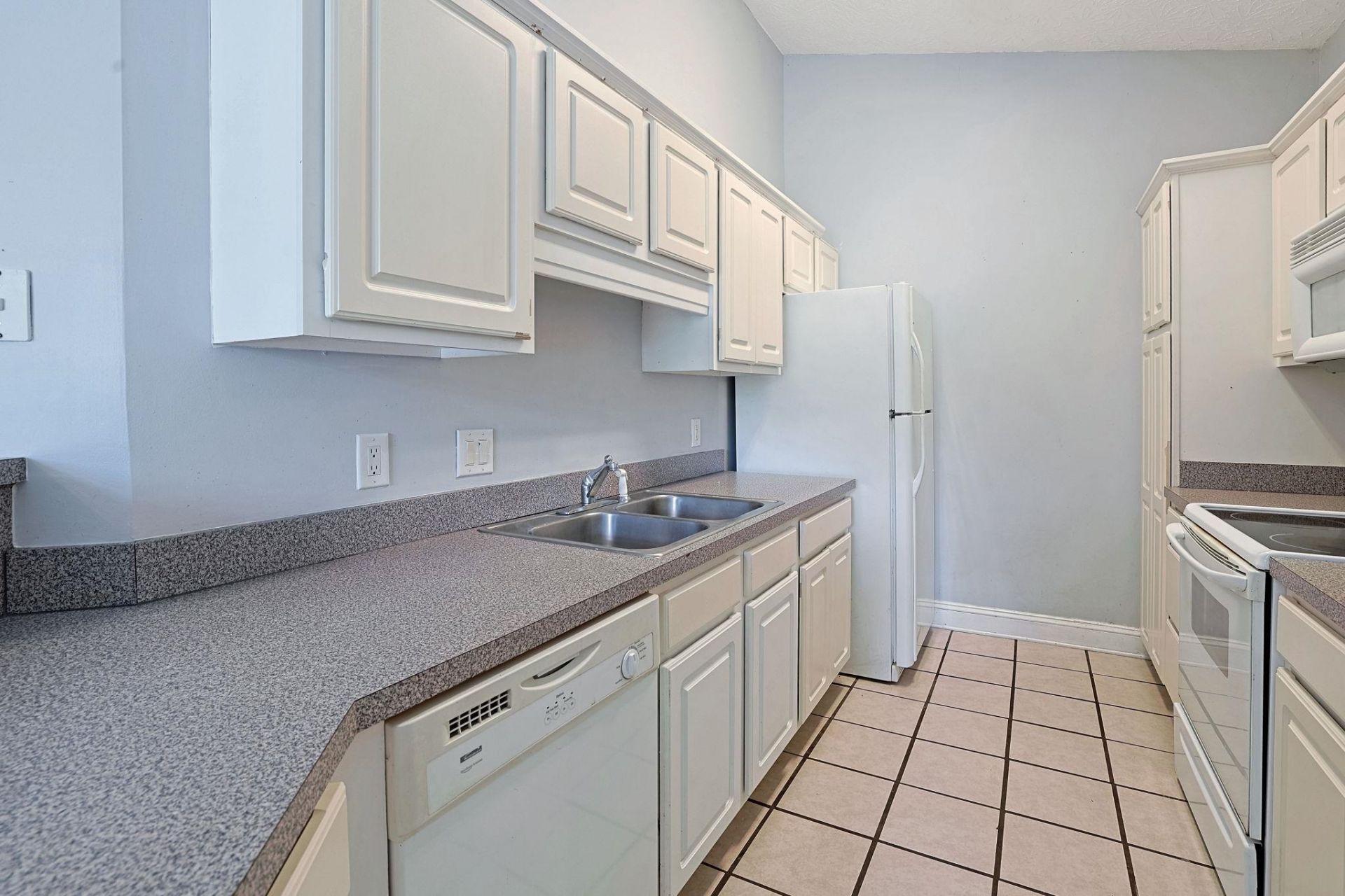 1141 Peace Pipe Pl. Photo 7