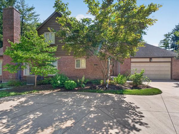 1990 Oldfields Circle North Drive, Indianapolis, IN 46228