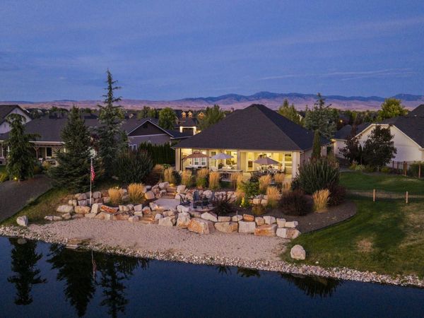 1345 N Triathlon Ave, Eagle, ID 83616