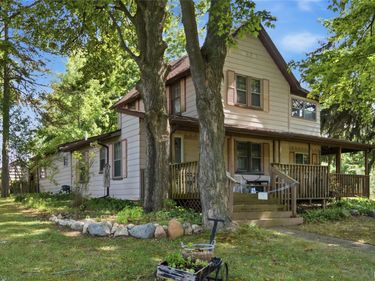 409 Legrande Street , Holly Village, Mi 48442