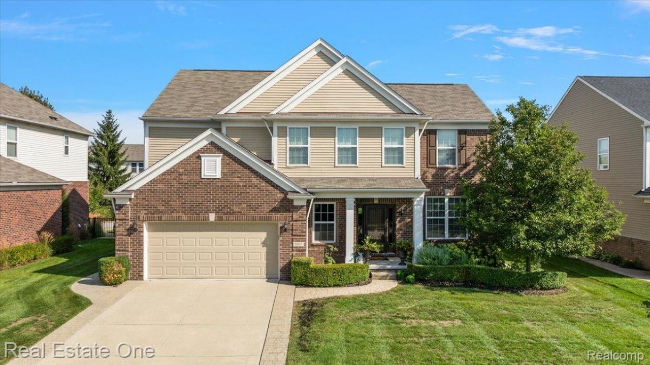 15817 Diamante Drive, Macomb Township, Mi 48044 Main Photo