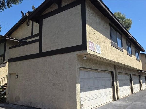 9800 Vesper, Unit 96, Panorama City, CA 91402