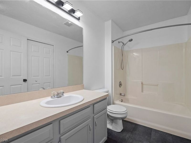 121 Parmely Avenue, Elyria, OH 44035 Photo 14