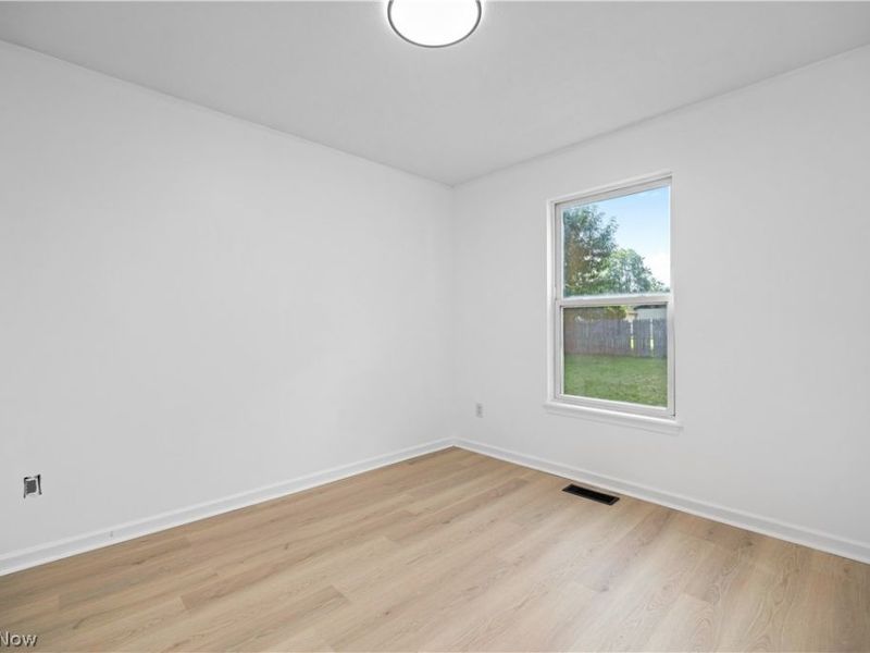 121 Parmely Avenue, Elyria, OH 44035 Photo 16