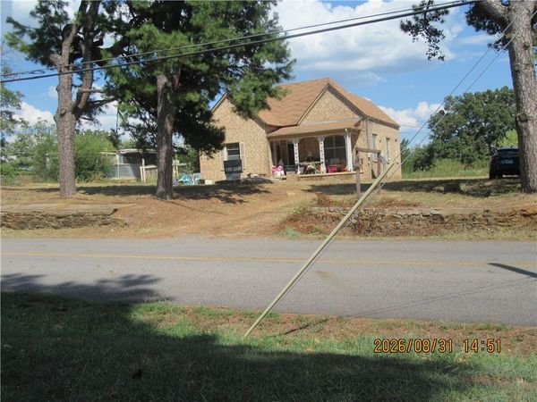1022 N Roseville Street, Altus, AR 72821