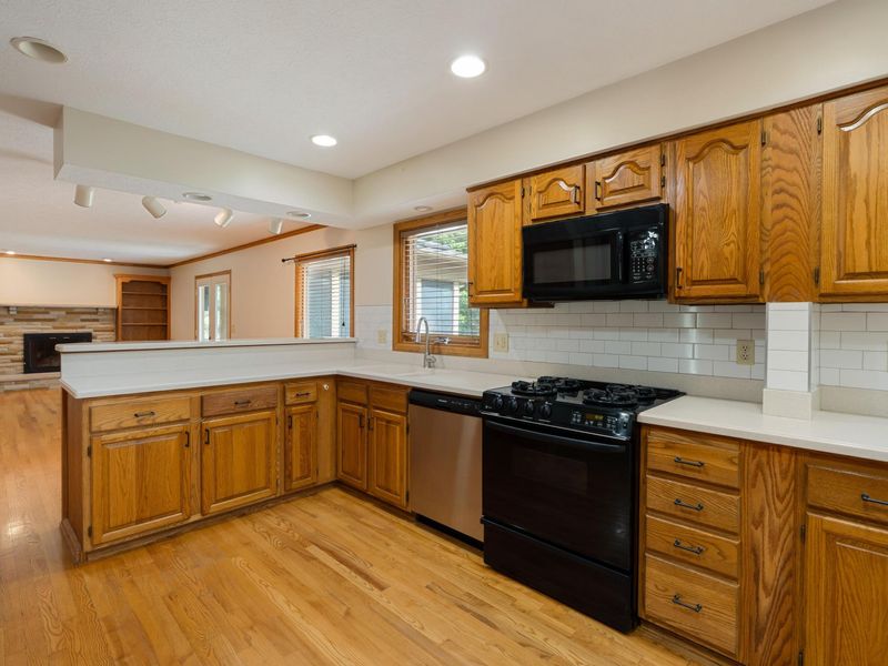 6918 Ernest Way, Dublin, OH 43017 Photo 12