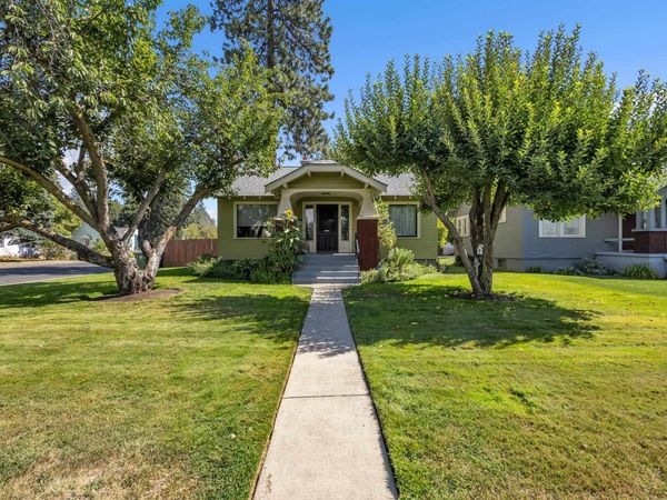 3828 N E St, Spokane, WA 99205
