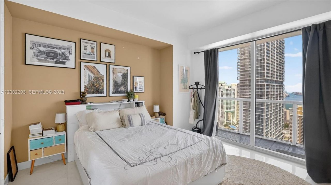 500 Brickell Ave , Unit 4102, Miami, FL 33131 Photo