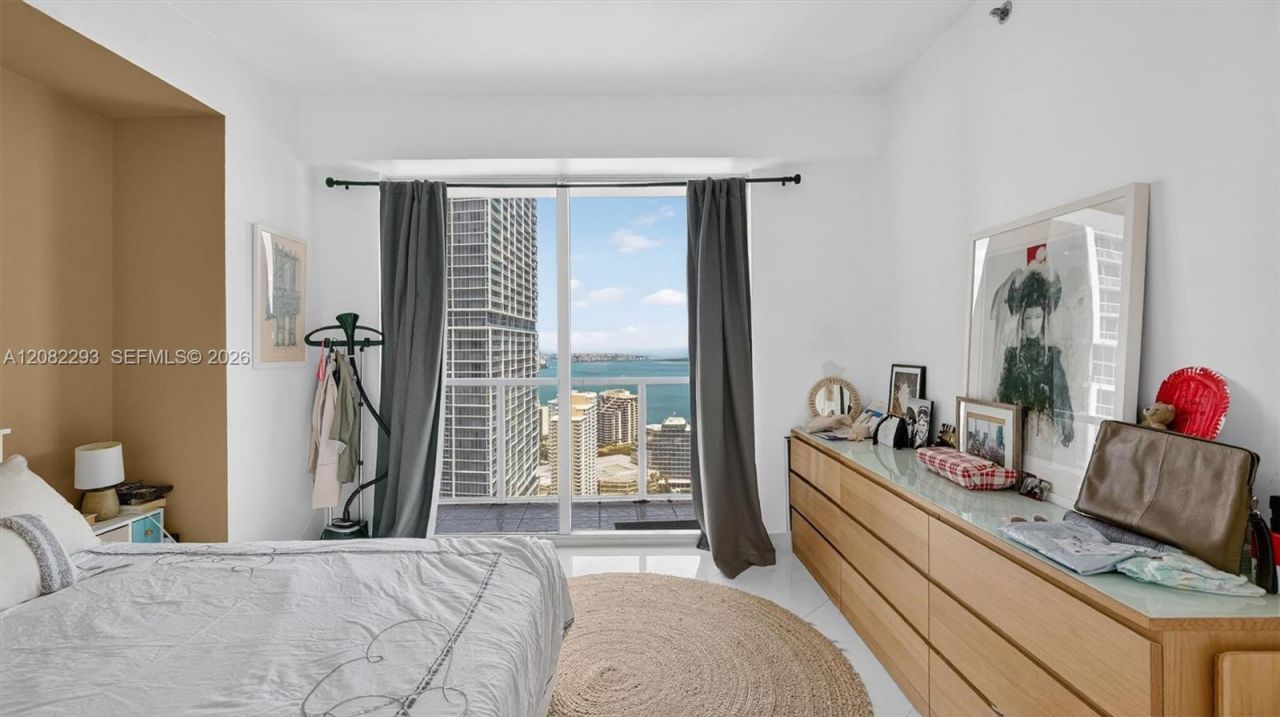 500 Brickell Ave , Unit 4102, Miami, FL 33131 Photo