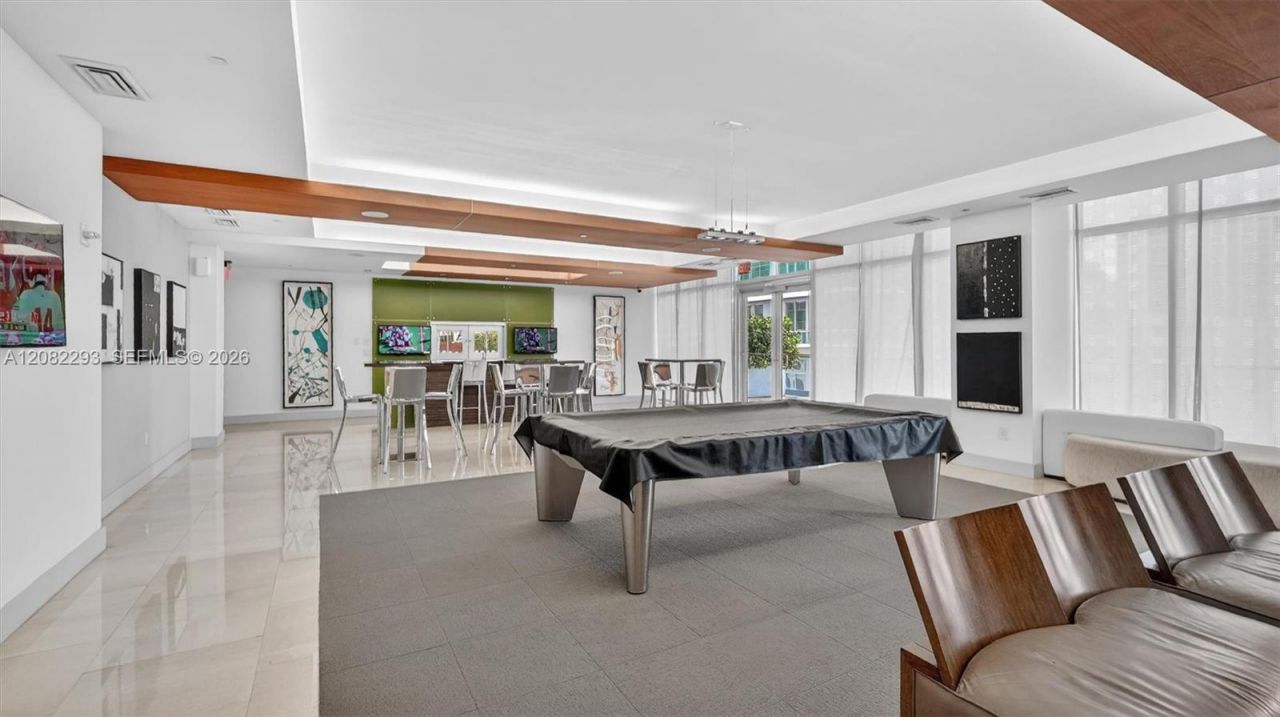 500 Brickell Ave , Unit 4102, Miami, FL 33131 Photo
