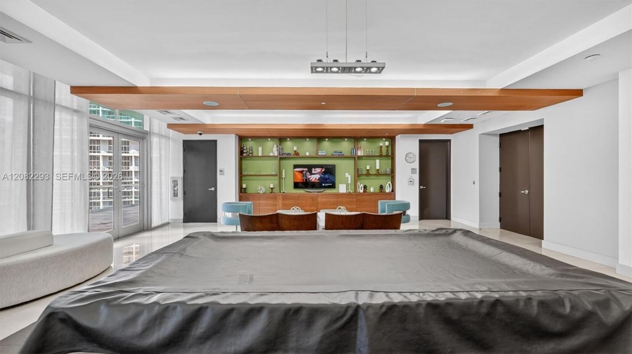500 Brickell Ave , Unit 4102, Miami, FL 33131 Photo