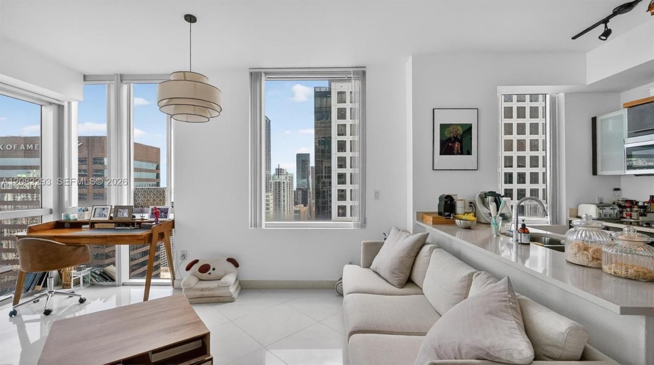 500 Brickell Ave , Unit 4102, Miami, FL 33131 Photo