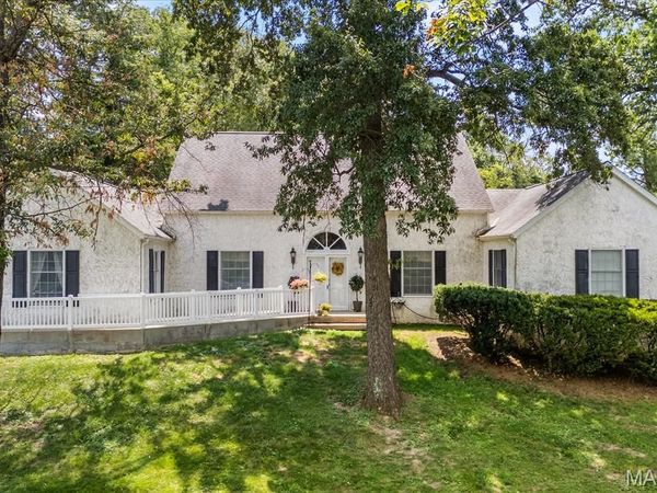 110 Fullerton Road , Swansea, IL 62226