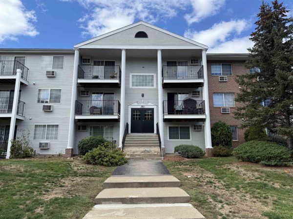 383 Huse Road, Unit 29, Manchester, NH 03103