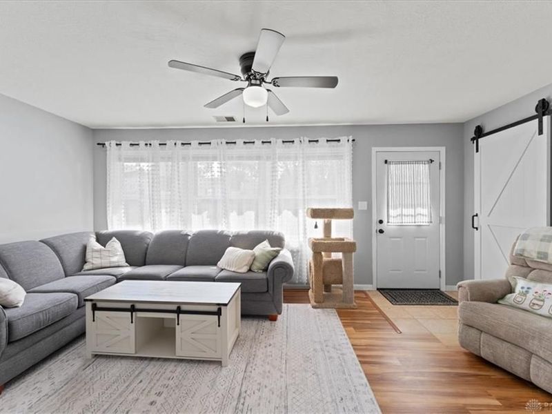 125 E Doris Drive, Fairborn, OH 45324 Photo 6