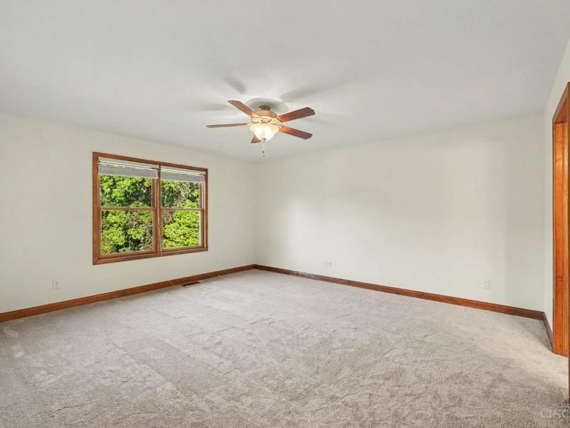 8261 Whispering Valley Drive, Colerain Township, OH 45247 Photo 21