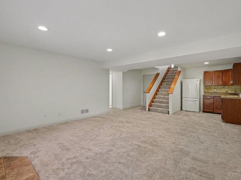 8261 Whispering Valley Drive, Colerain Township, OH 45247 Photo 30