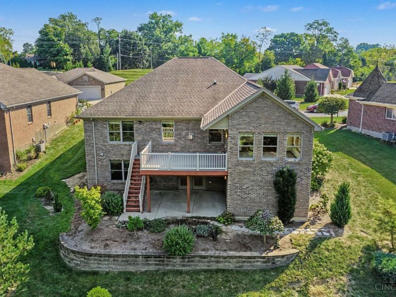 8261 Whispering Valley Drive, Colerain Township, OH 45247 Photo 6