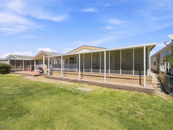 391 Inverness Avenue , Pahrump, NV 89048