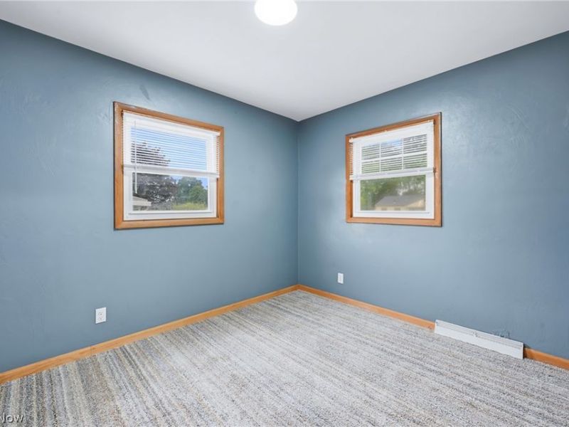 682 Burdie Drive, Hubbard, OH 44425 Photo 16