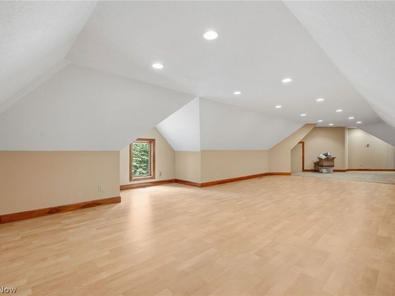 1088 River Woods Drive, Hinckley, OH 44233 Photo 37