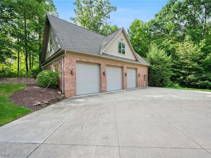1088 River Woods Drive, Hinckley, OH 44233 Photo 45