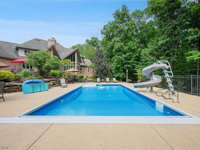 1088 River Woods Drive, Hinckley, OH 44233 Photo 6