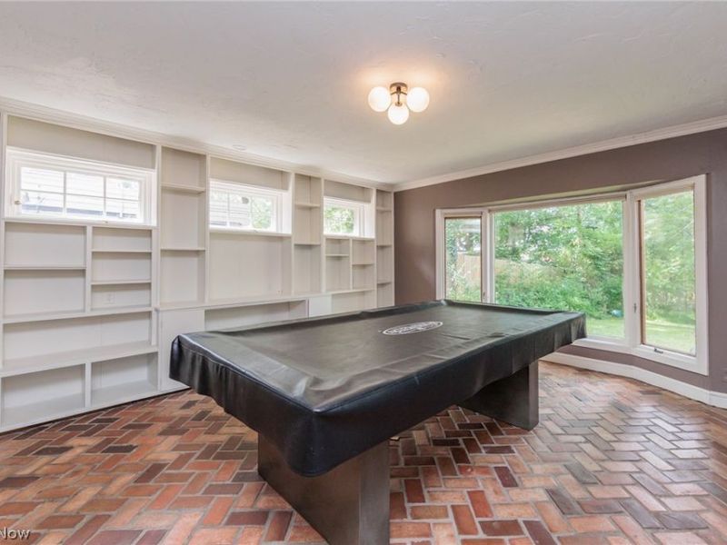 2548 Charney Road, University Heights, OH 44118 Photo 10