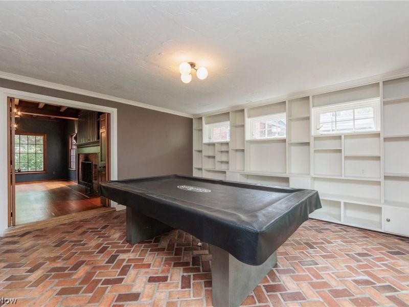 2548 Charney Road, University Heights, OH 44118 Photo 11