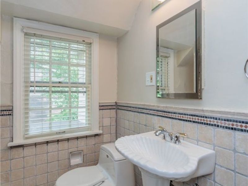 2548 Charney Road, University Heights, OH 44118 Photo 33