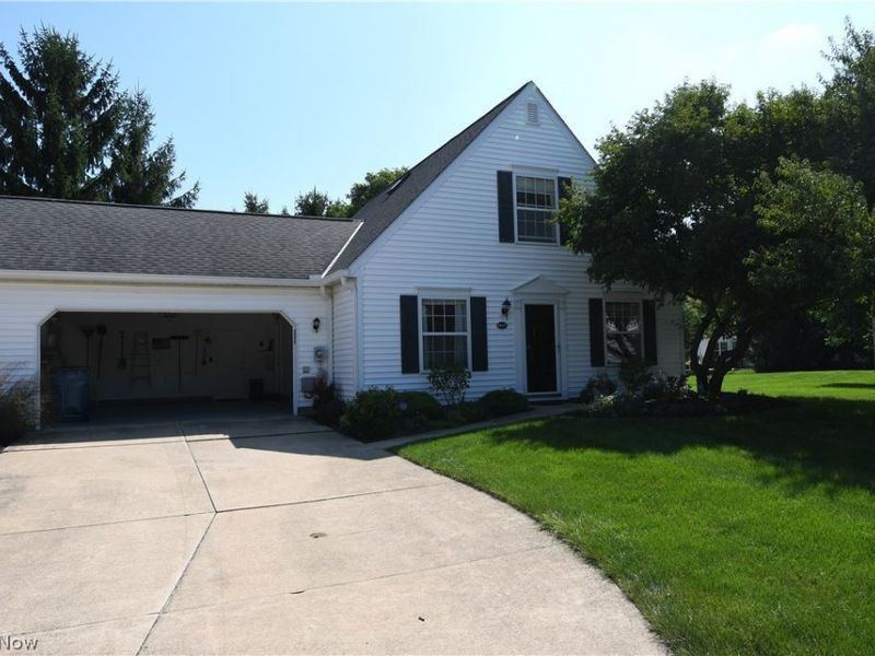 24577 Meadow Lane, Unit 36, Olmsted Falls, OH 44138 Photo 23