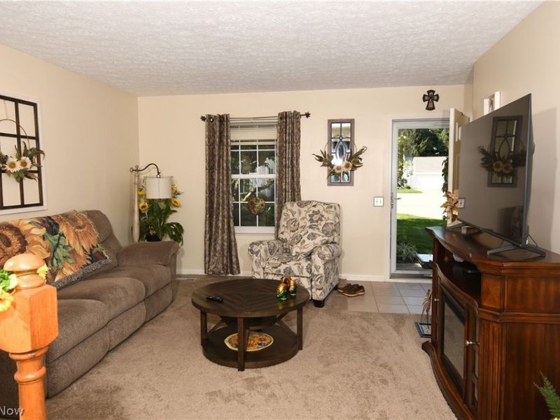 24577 Meadow Lane, Unit 36, Olmsted Falls, OH 44138 Photo 4