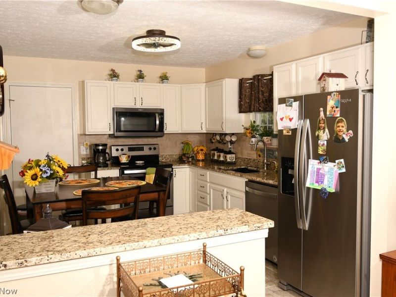 24577 Meadow Lane, Unit 36, Olmsted Falls, OH 44138 Photo 5