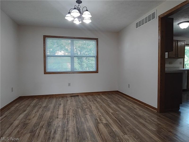 1608 Spring Village Lane, Ontario, OH 44906 Photo 12