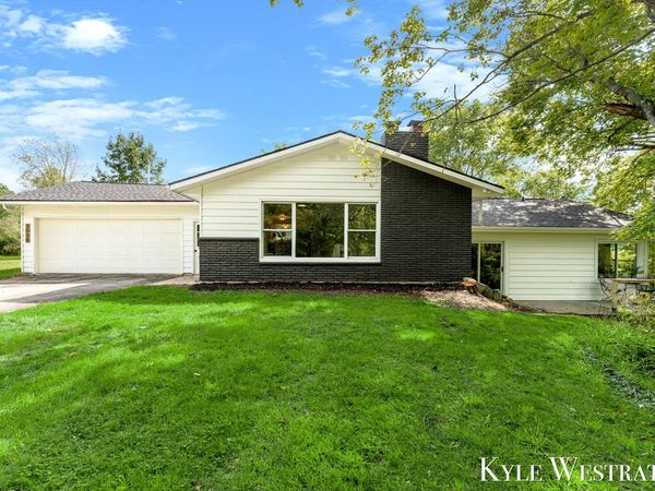 3020 E M 79 Highway, Hastings, MI 49058