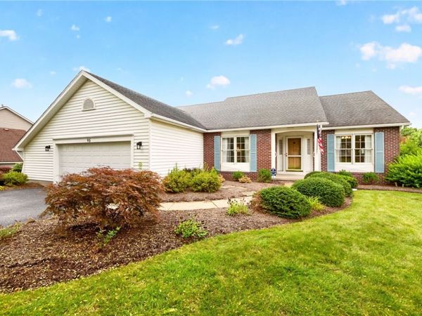 95 Rock Creek , Pittsford, NY 14534