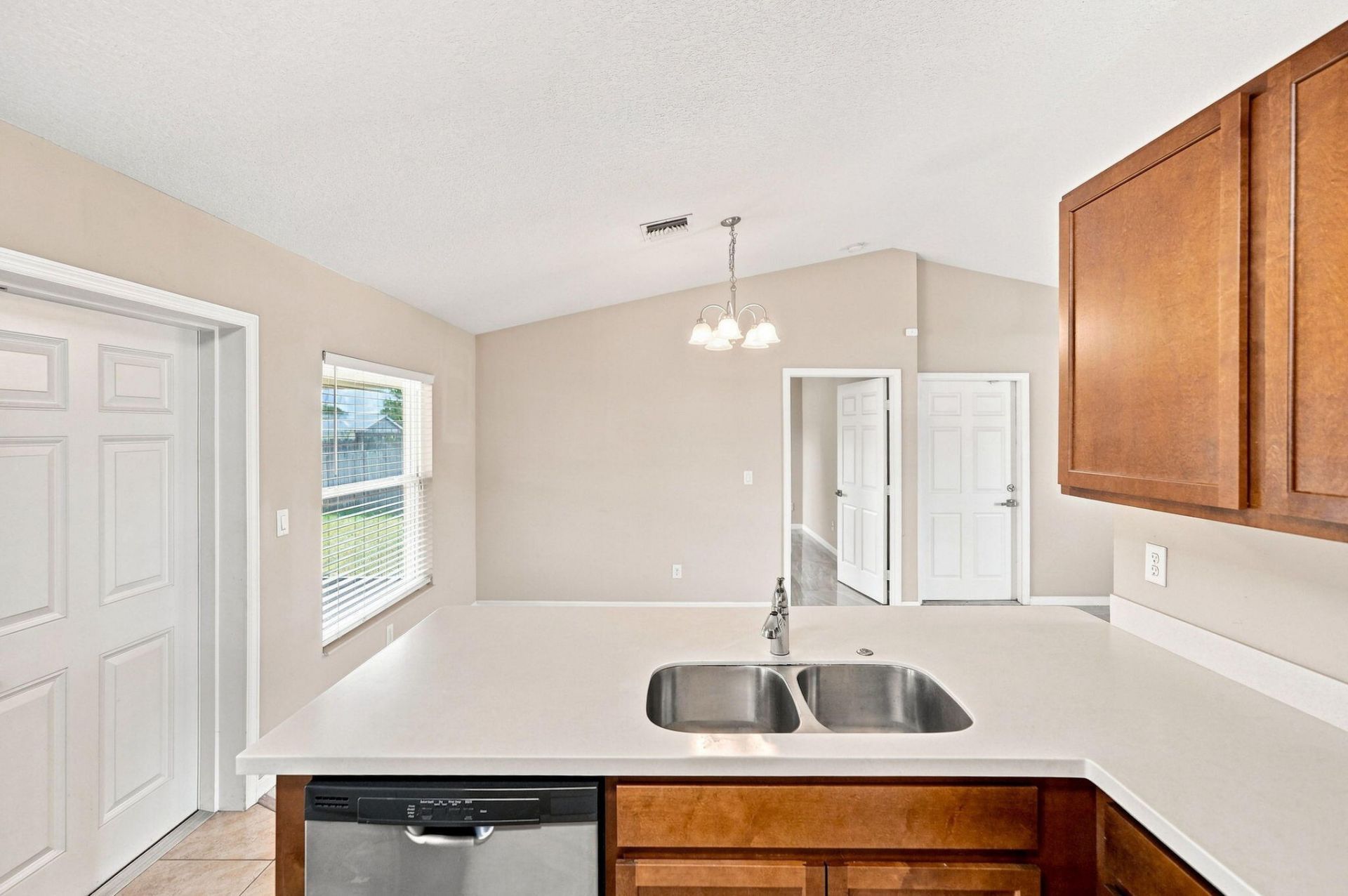 538 SW Prado Avenue, Port Saint Lucie, FL 34983 Photo