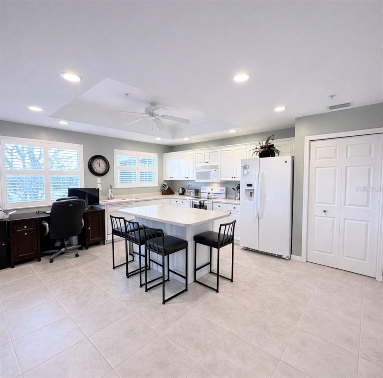 6318 Grand Oak Circle , Unit 201, Bradenton, FL 34203 Photo